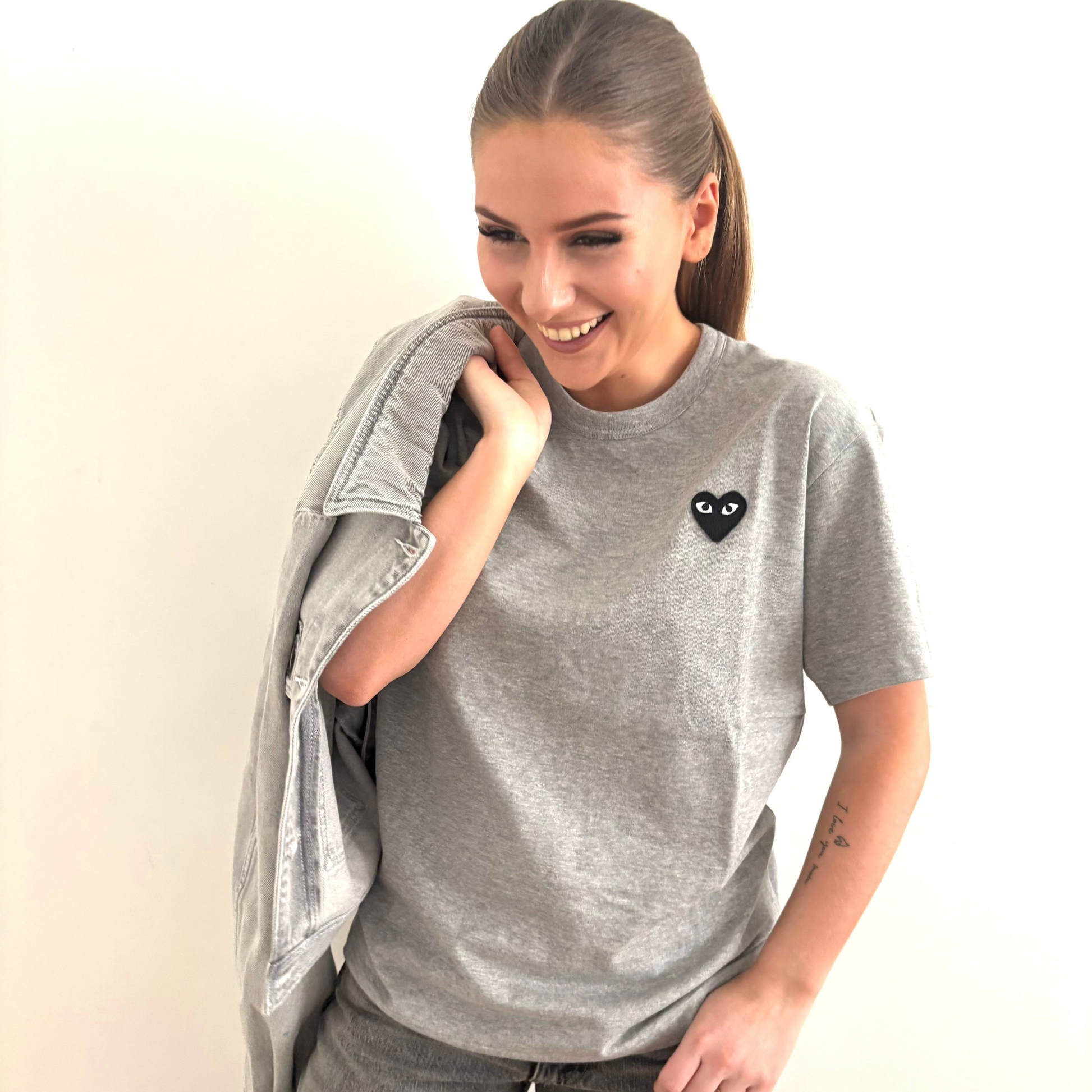 Cdg Tee Shirt Play Cdg Shirt Price COMME DES GARCONS CDG PLAY GOLD